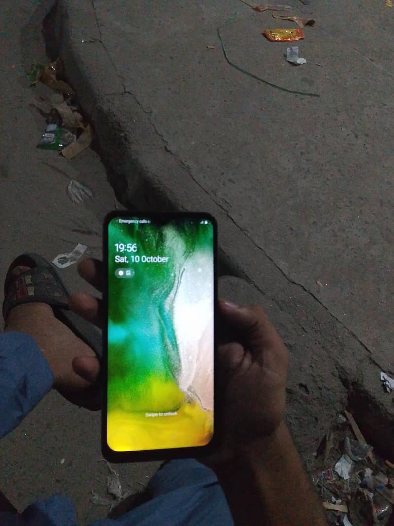 Samsung Mobile A30 5