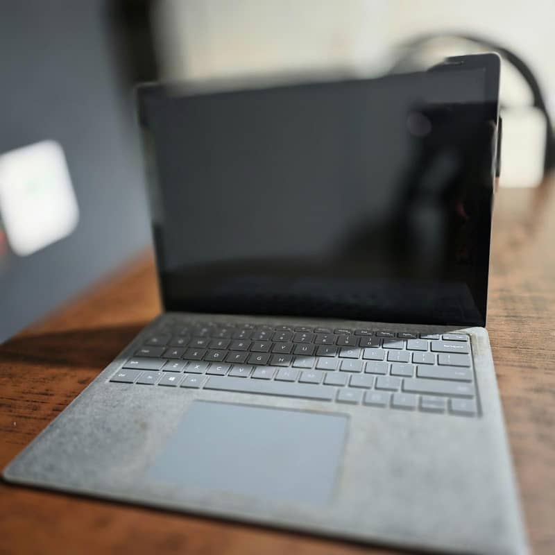 Microsoft Surface 1867 (Keyboard Issue) 1