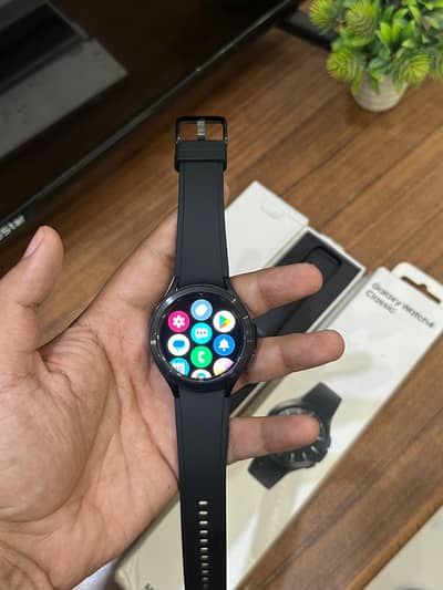 Samsung galaxy watch 4 classic LTE just box open