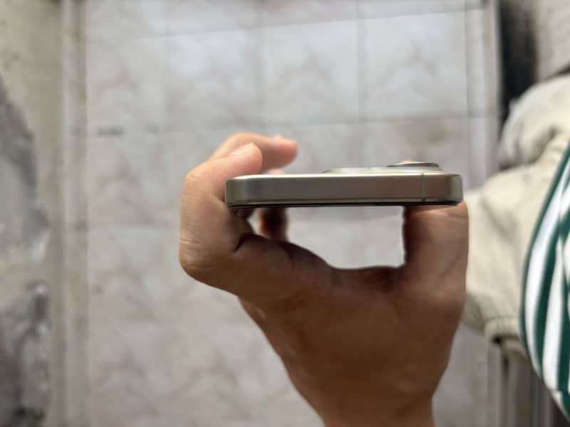 Apple iPhone 15 Pro 1