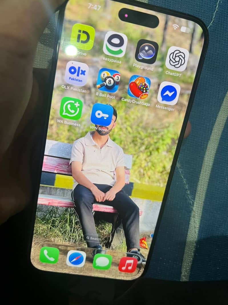 Apple iPhone 15 Pro Max 2