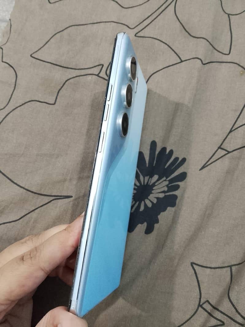 Tecno CAMON 40 Pro 2