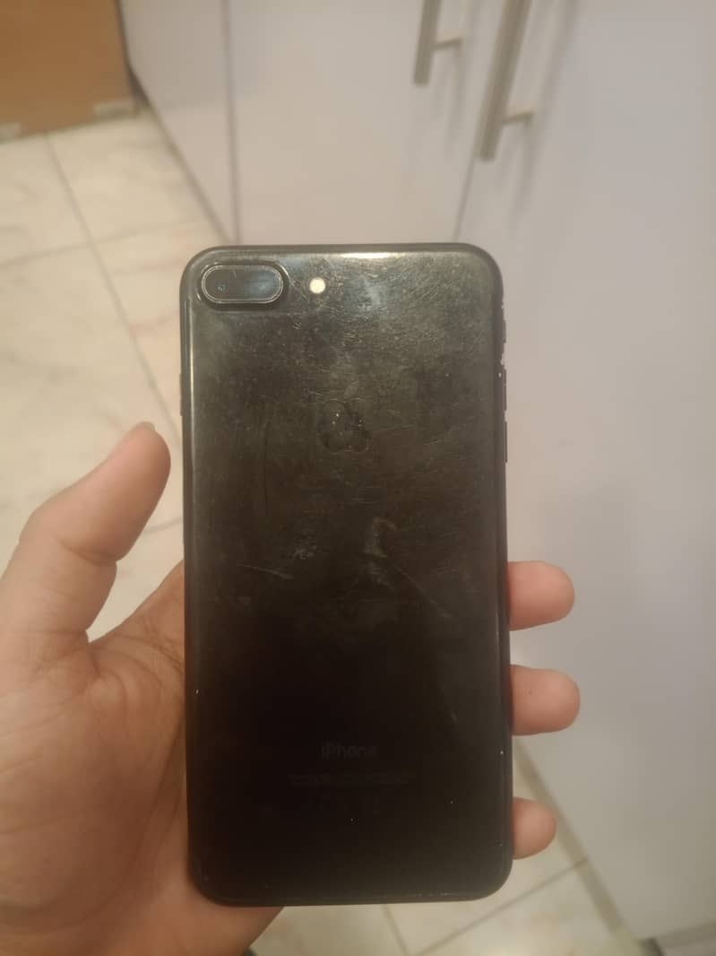 Apple iPhone 7 Plus 0