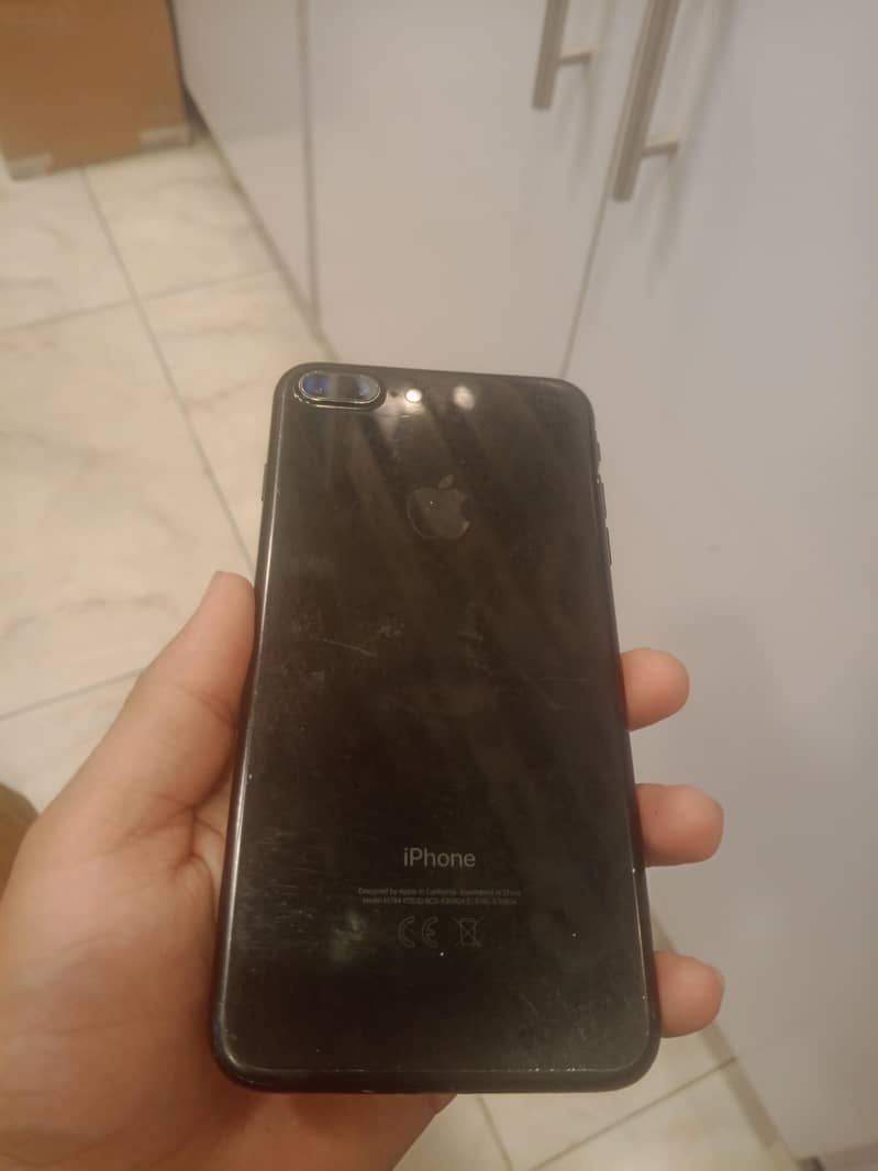 Apple iPhone 7 Plus 1