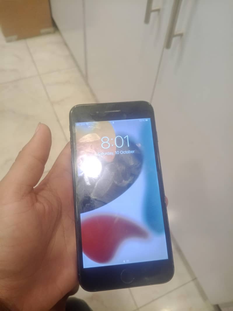 Apple iPhone 7 Plus 3