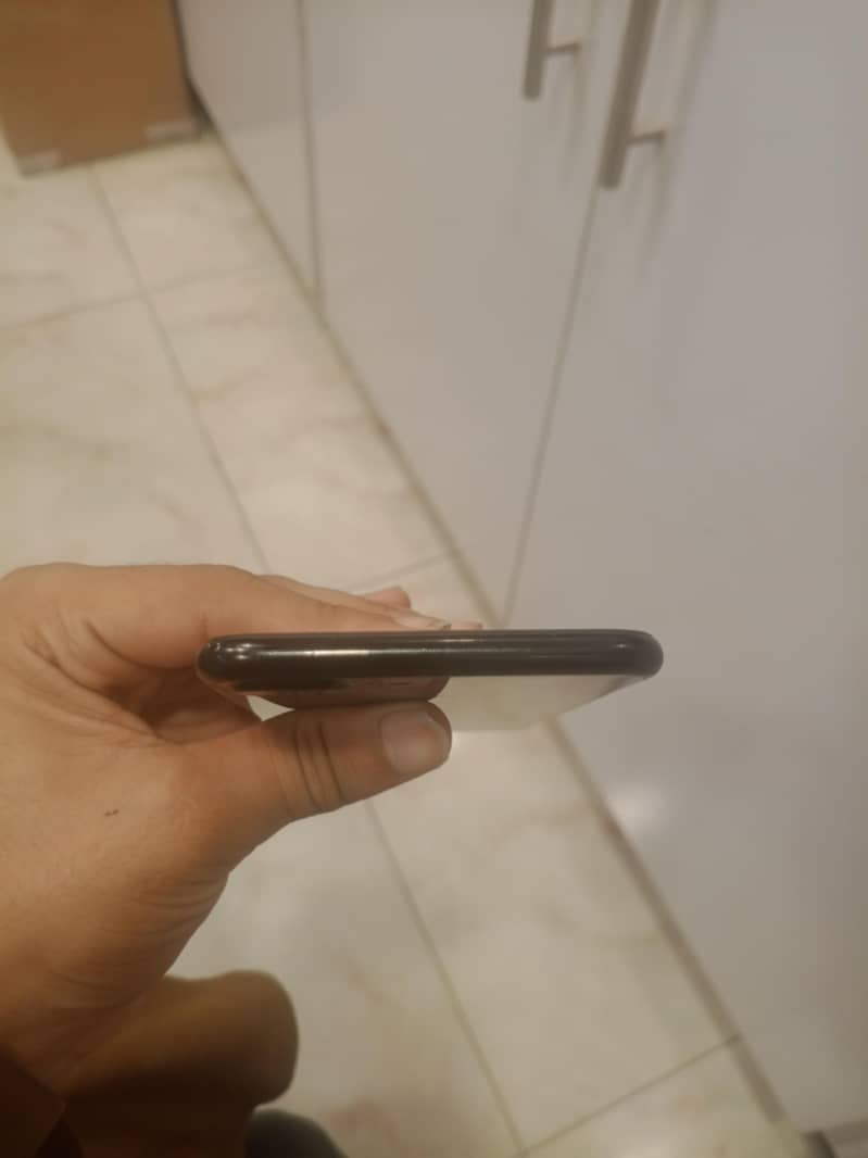 Apple iPhone 7 Plus 4