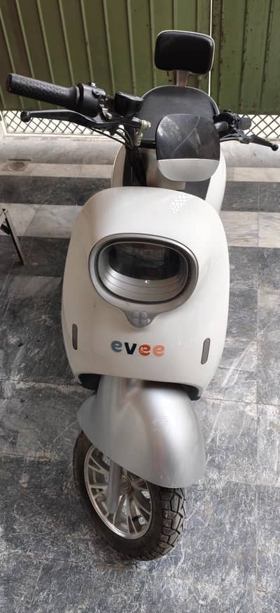 Evee Nisa 2026 Model | Registered | 650 KM Driven | Excellentcondition