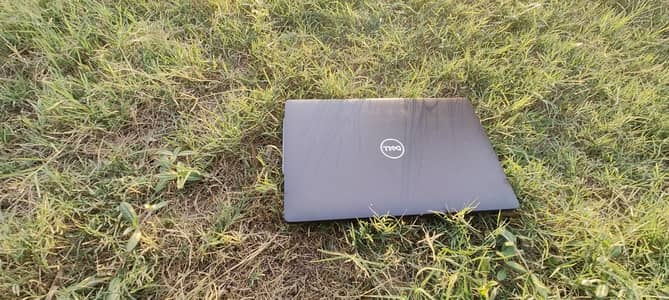 Dell Precision workstation core i7 9gen 32/512gb 4gb graphics & touch