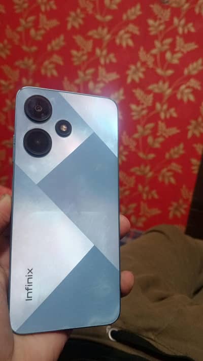 Infinix Hot 30i