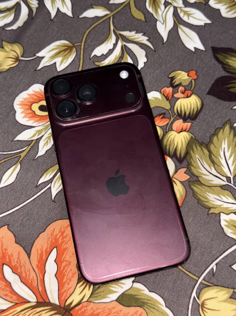 Apple iPhone 18 Pro Max 1