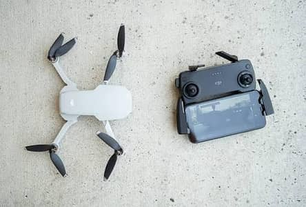 DJI MAVIC MINI 4K ULTRA 10/8 CONDITION