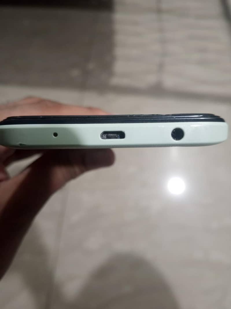 Xiaomi Redmi A1 Plus 4