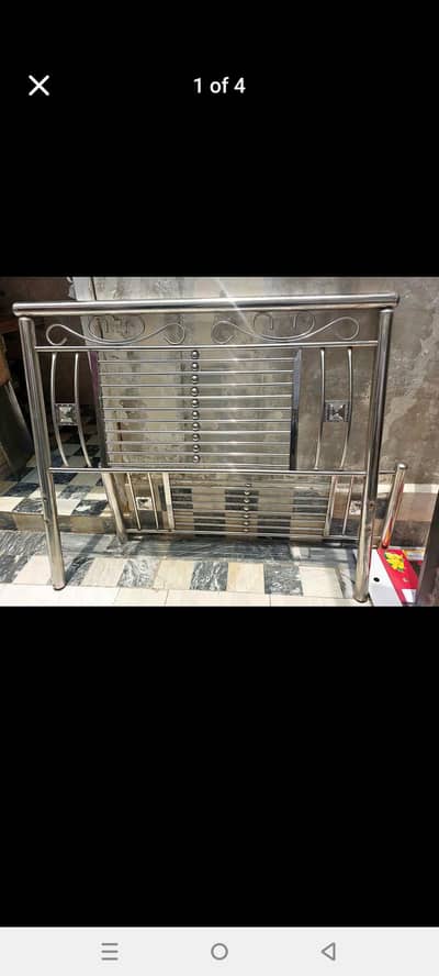 Steel Medium size bed