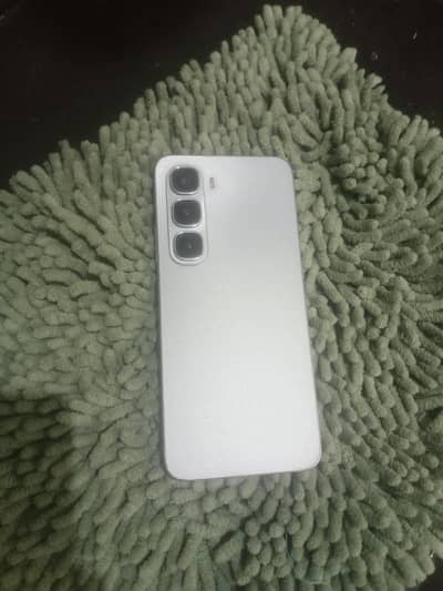 Infinix hot60i
