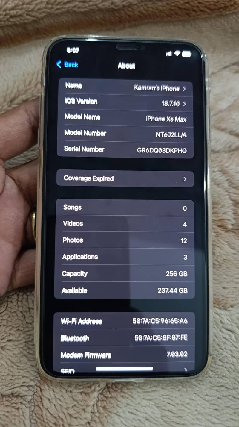 Apple iPhone XS Max 4