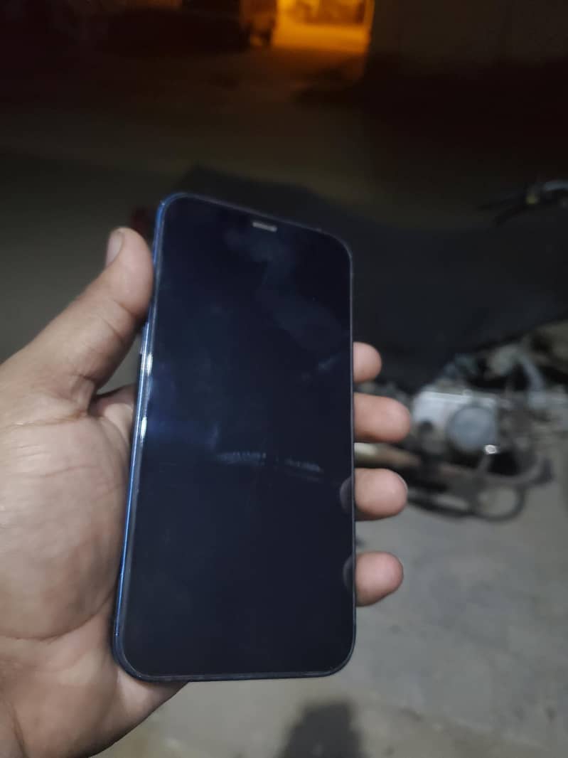 Apple iPhone 12 (jv) 4