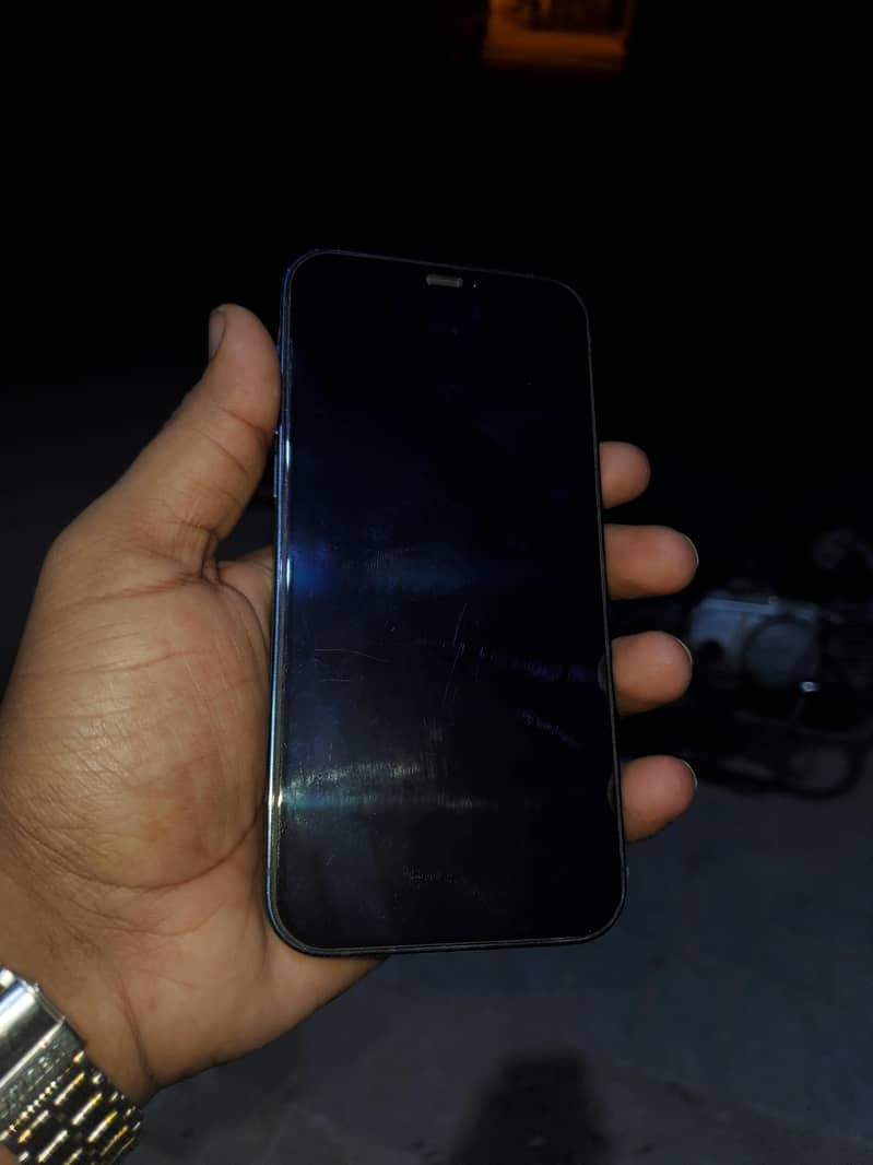 Apple iPhone 12 (jv) 5