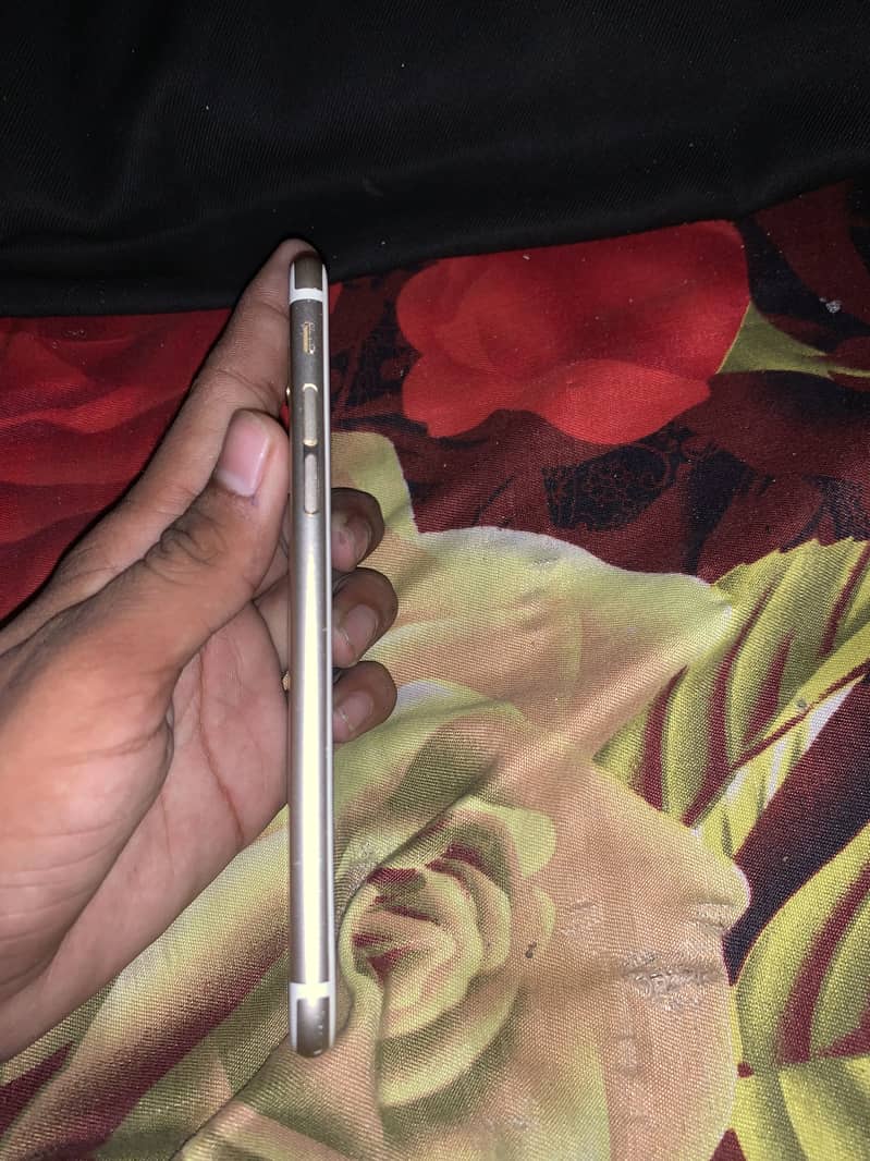 Apple iPhone 6 1