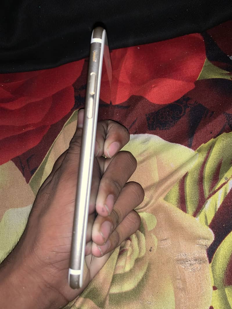 Apple iPhone 6 5
