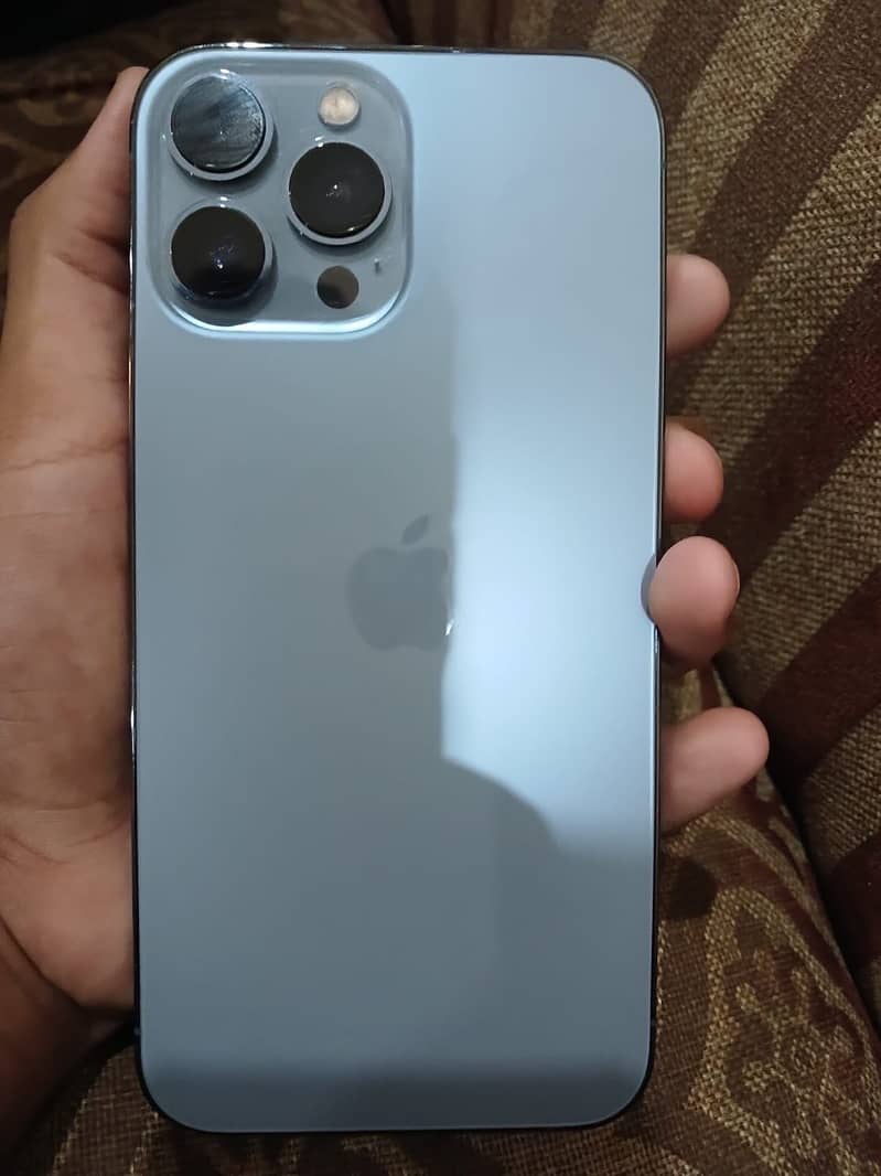 Apple iPhone 13 Pro Max 0