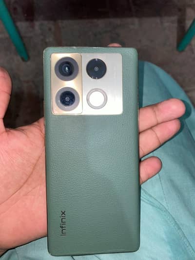 Infinix Note 40 Pro