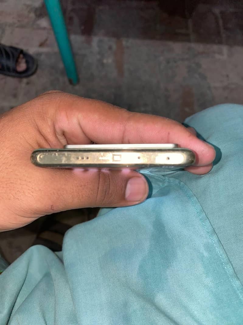 Infinix Note 40 Pro 6
