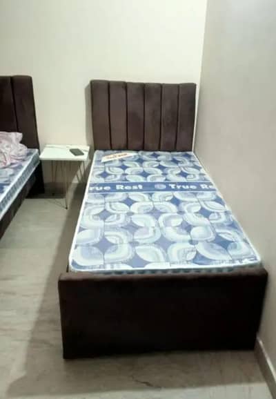 single bed wooden with fancy poshish