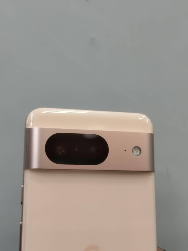 PIXEL 8 1