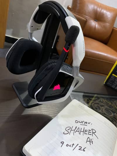 Corsair Void RGB Elite Wireless (White)