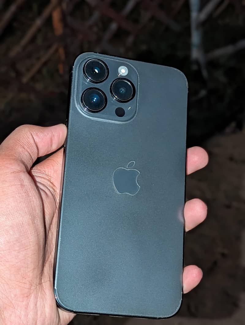 Iphone 14 pro max jv 0