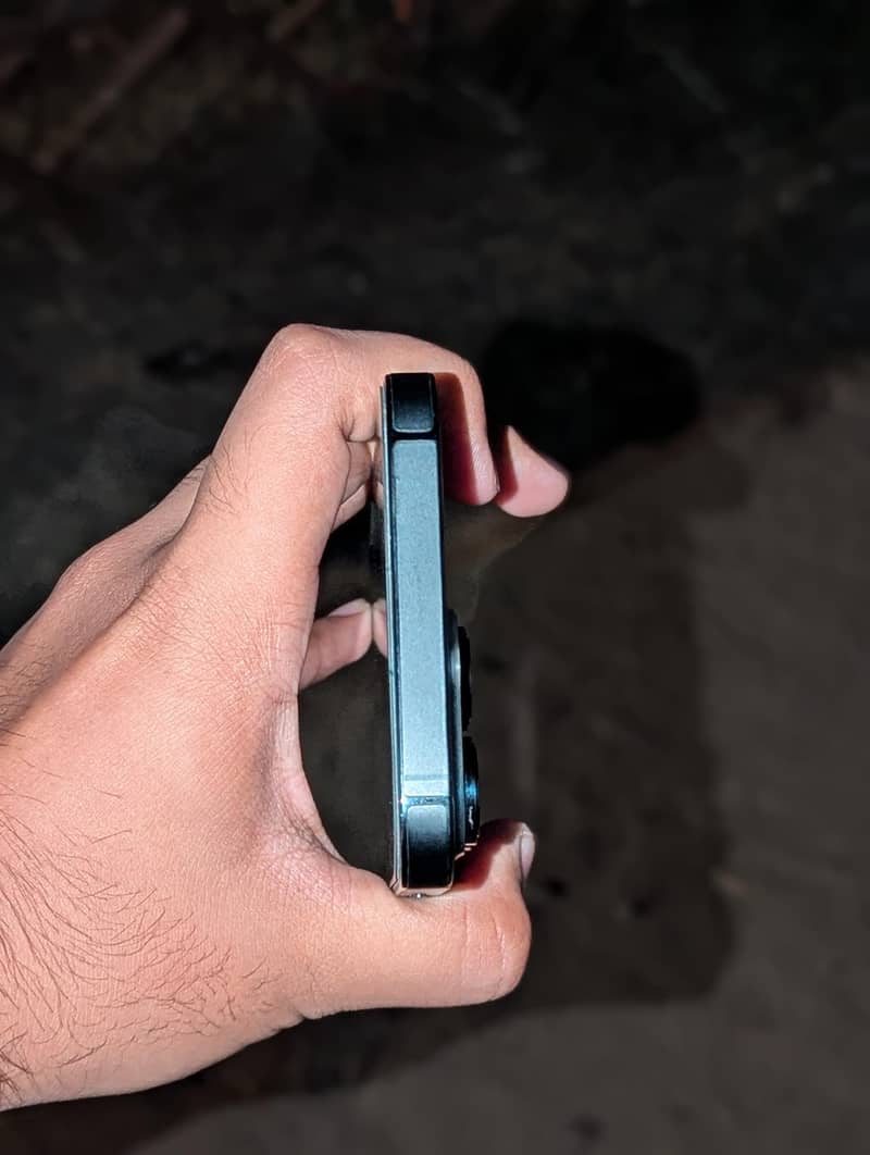 Iphone 14 pro max jv 4