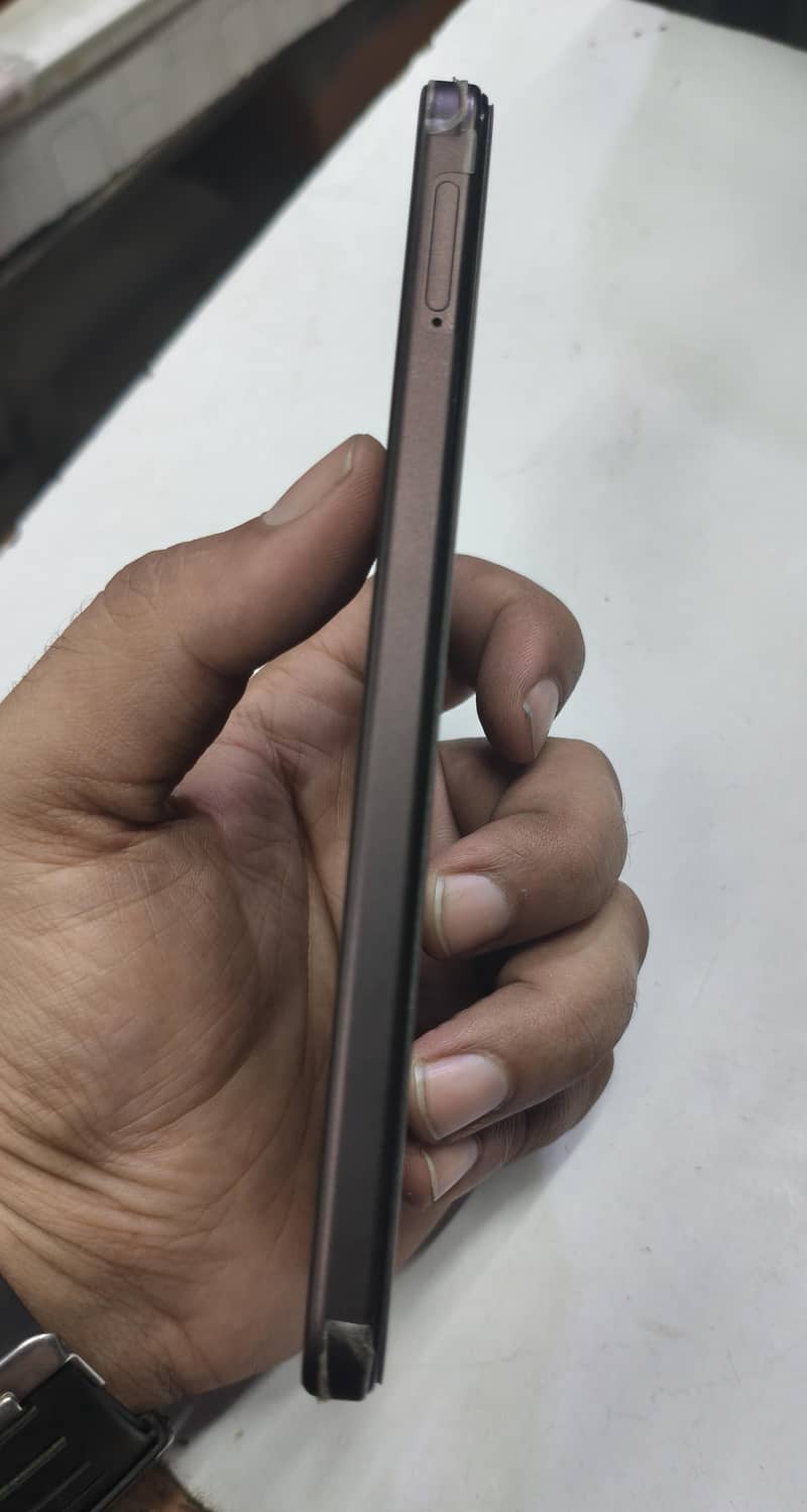 OPPO A6s 3