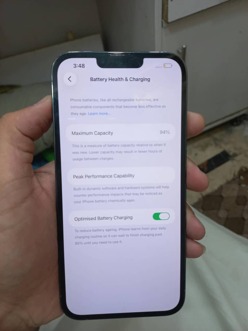 Apple iPhone 13 Pro Max 4