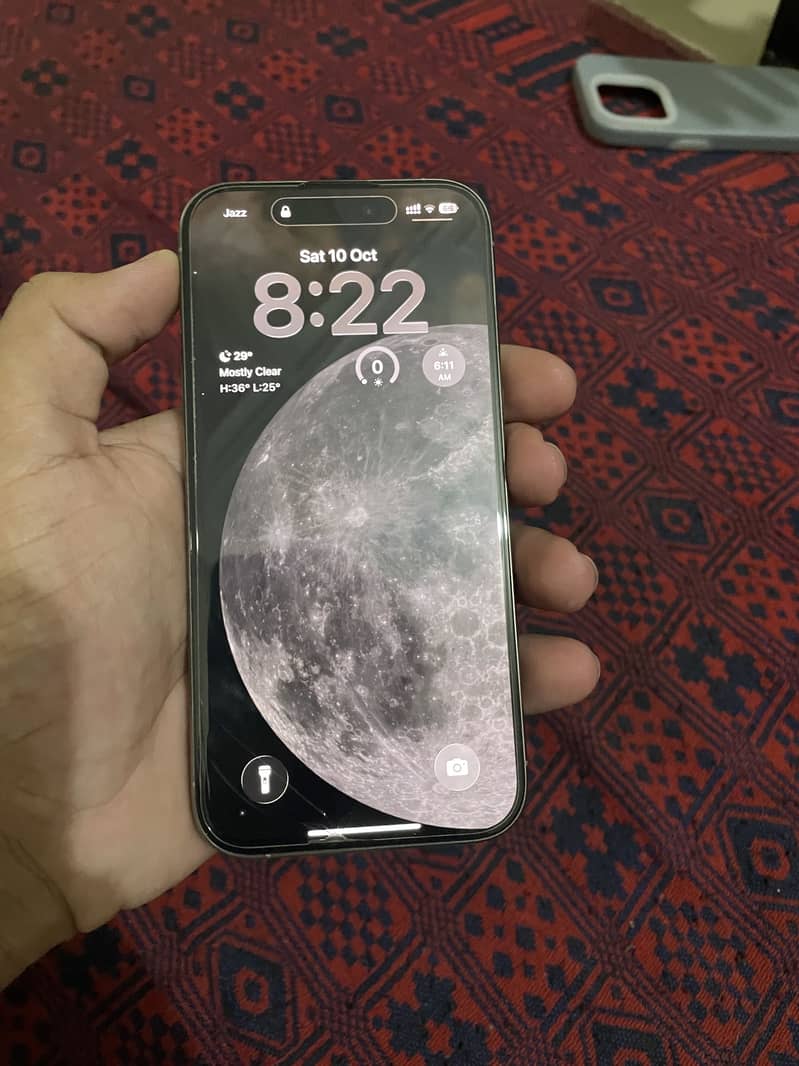 Apple iPhone 15 Pro 2