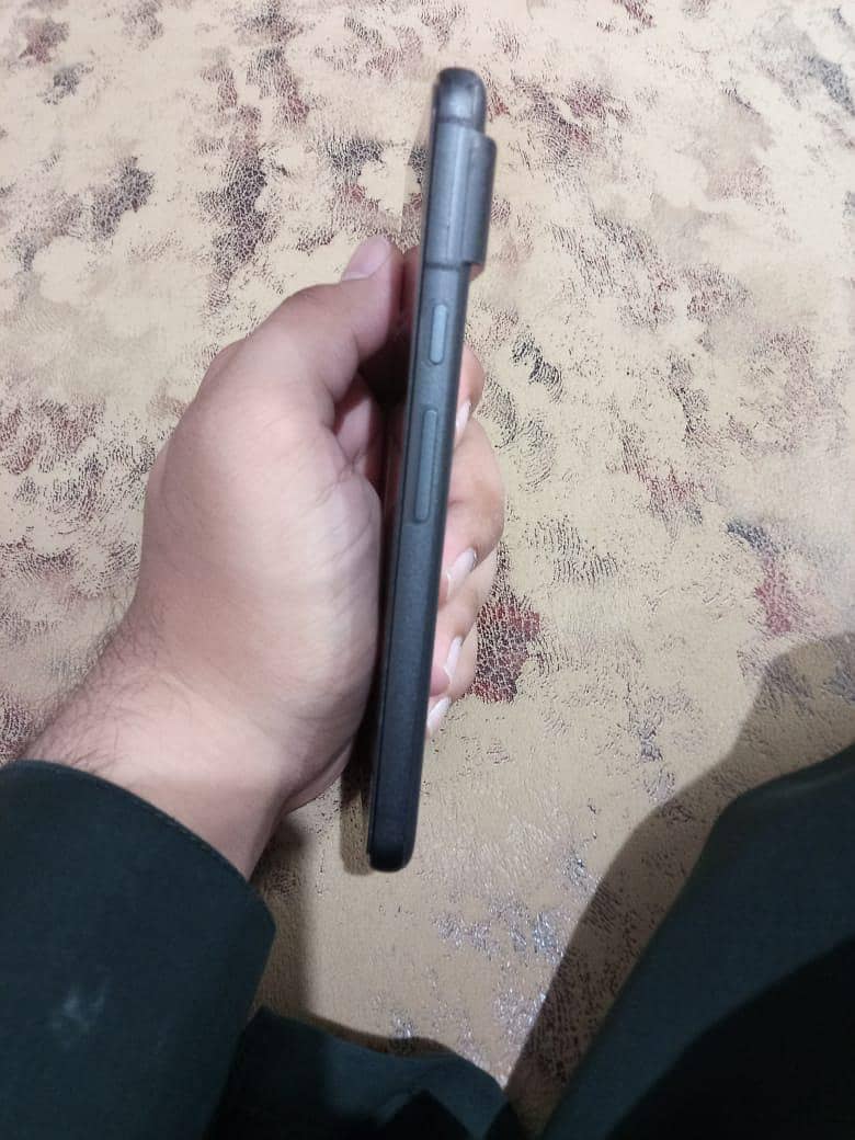 Google Pixel 8 1