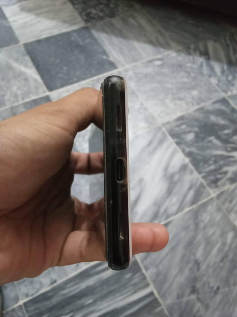 google pixel 6a 3