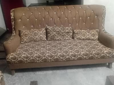 Elegant new sofa set