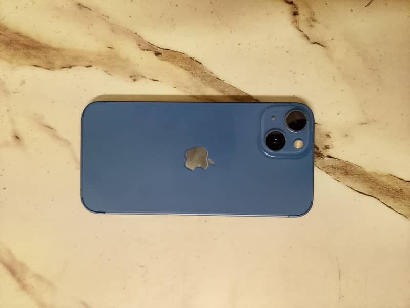 Apple iPhone 13 2