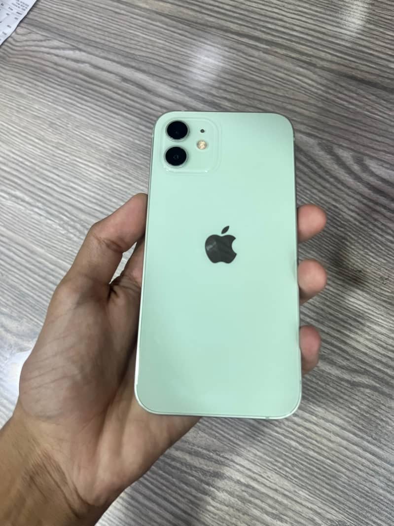 Apple iPhone 12 2