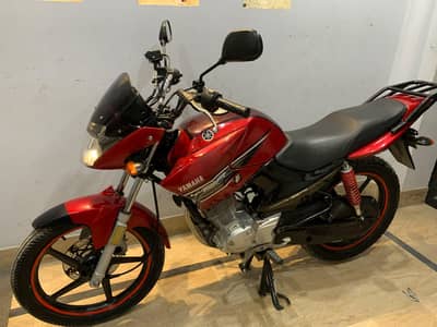 YAMAHA YBR