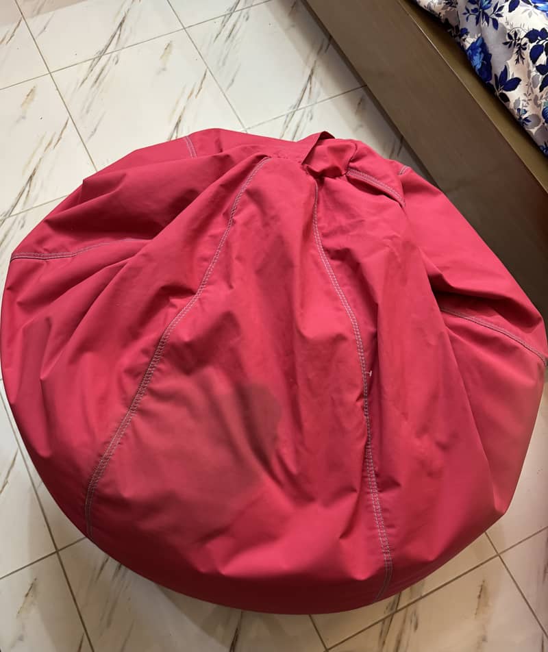 Large relaxsit  bean bag 1