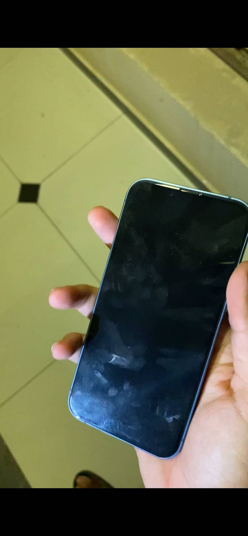 Apple iPhone 13 2