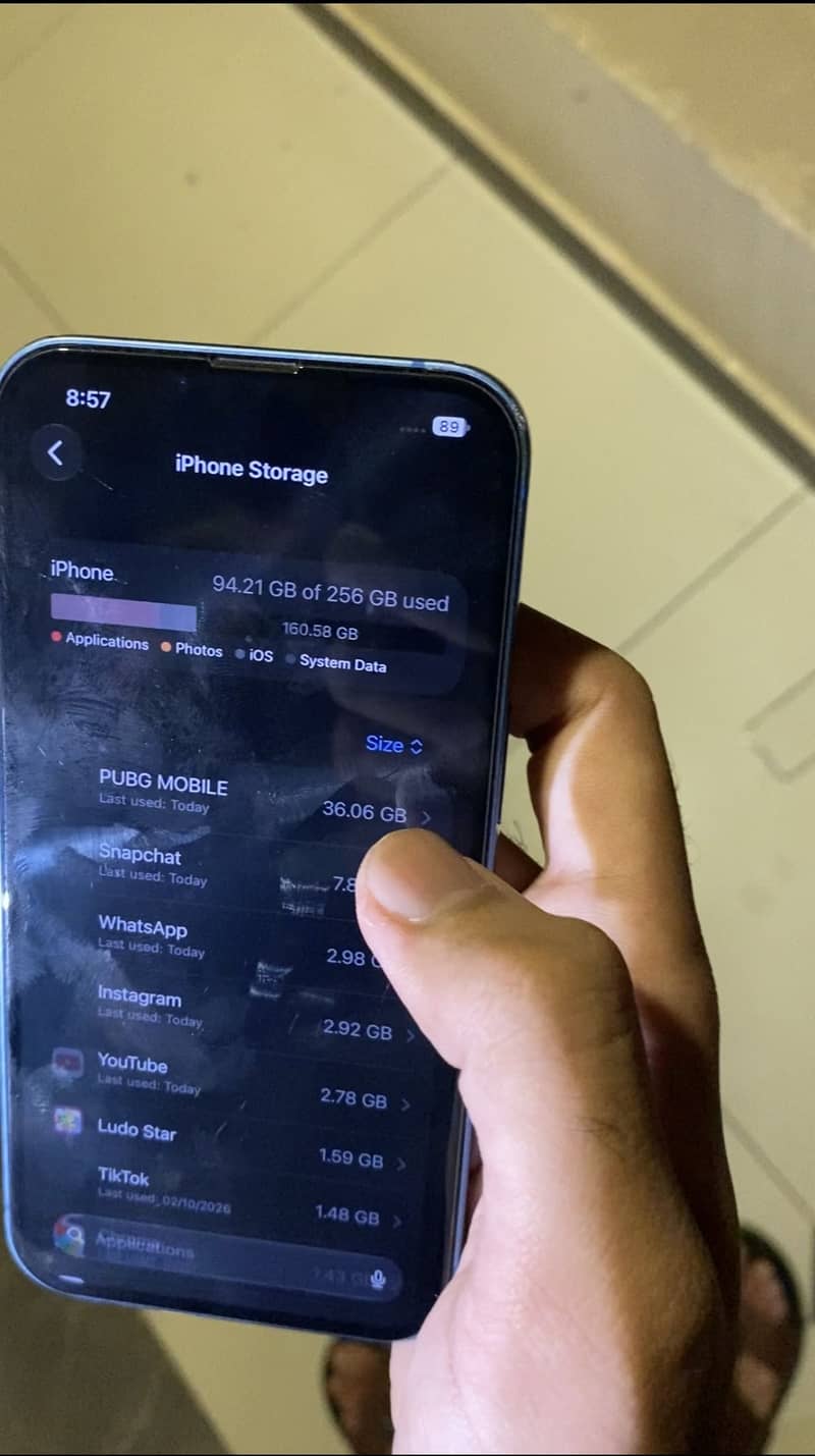 Apple iPhone 13 3