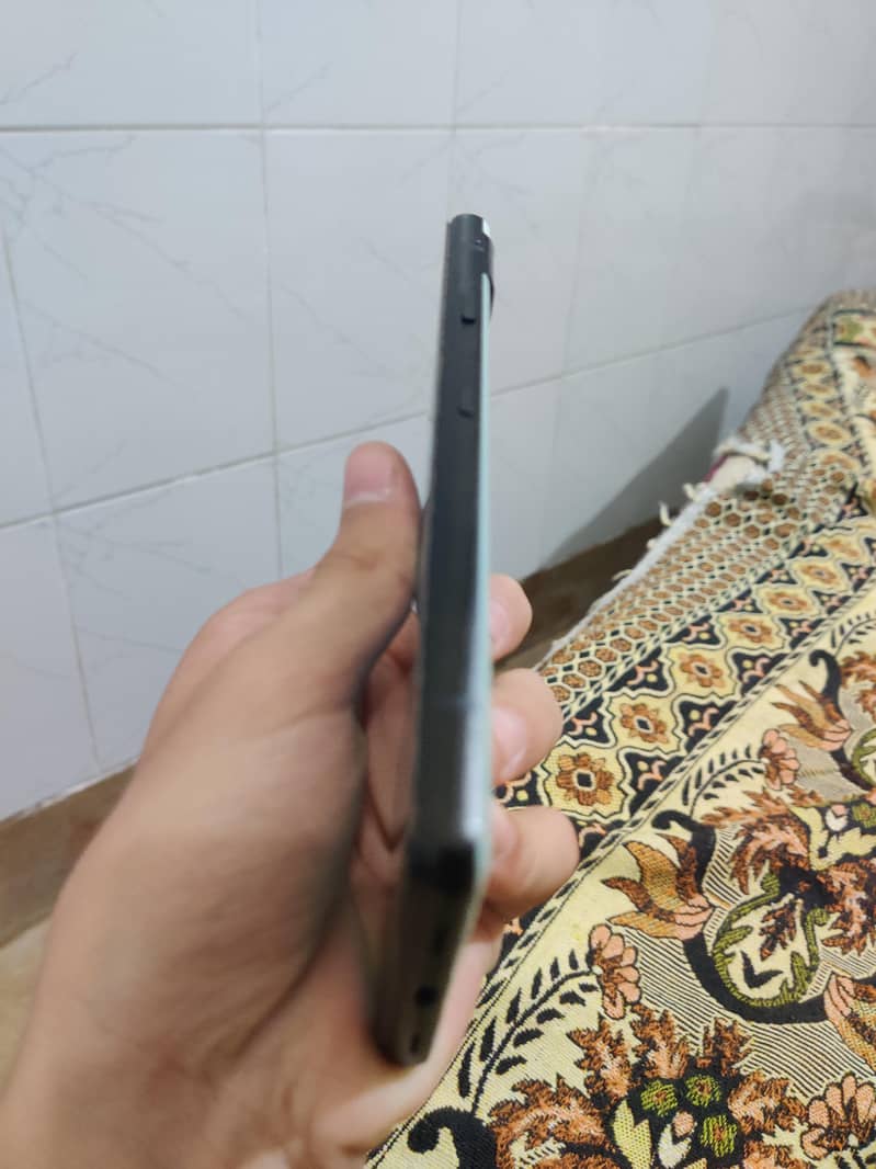 Google Pixel 6a 6/128 3