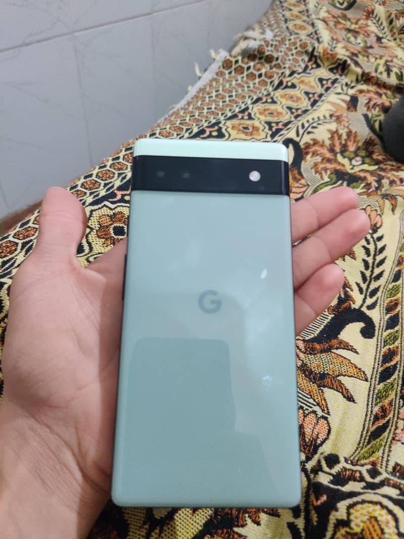 Google Pixel 6a 6/128 10