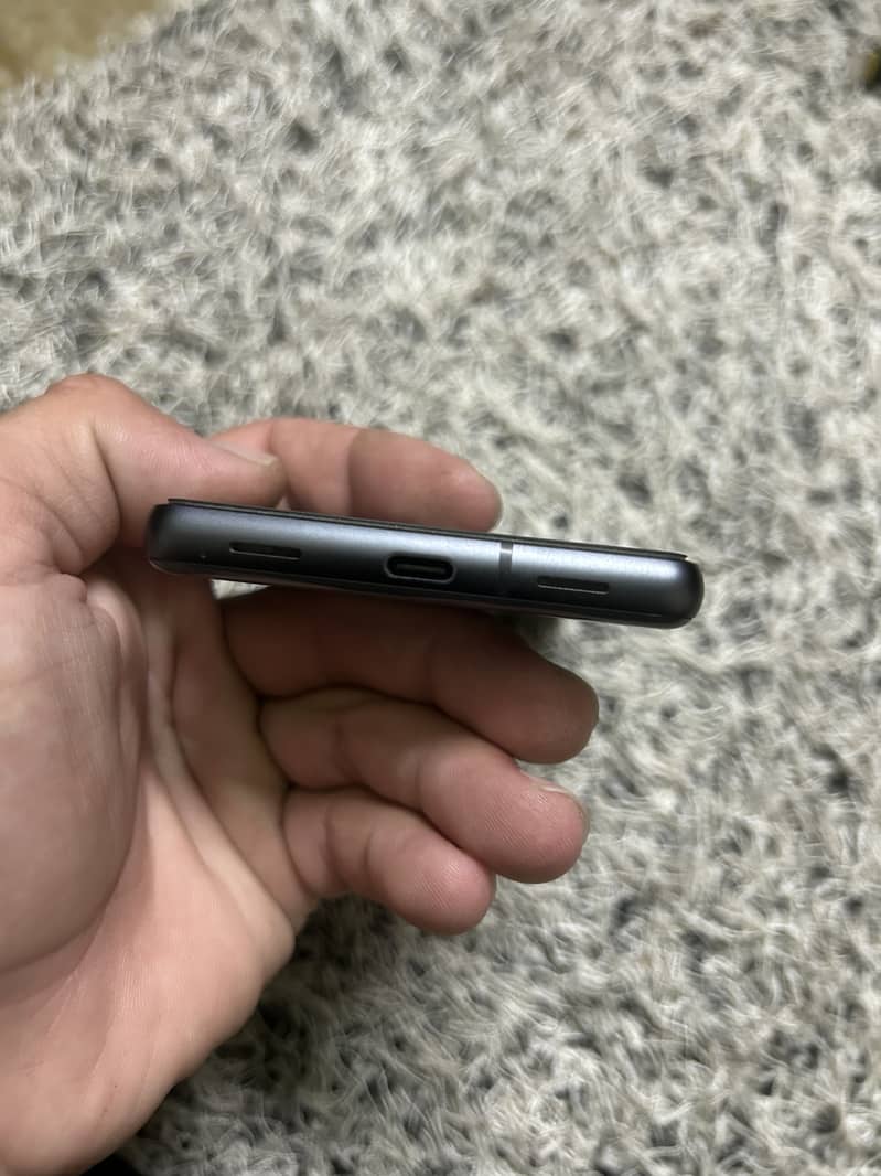 Google Pixel 7a 2