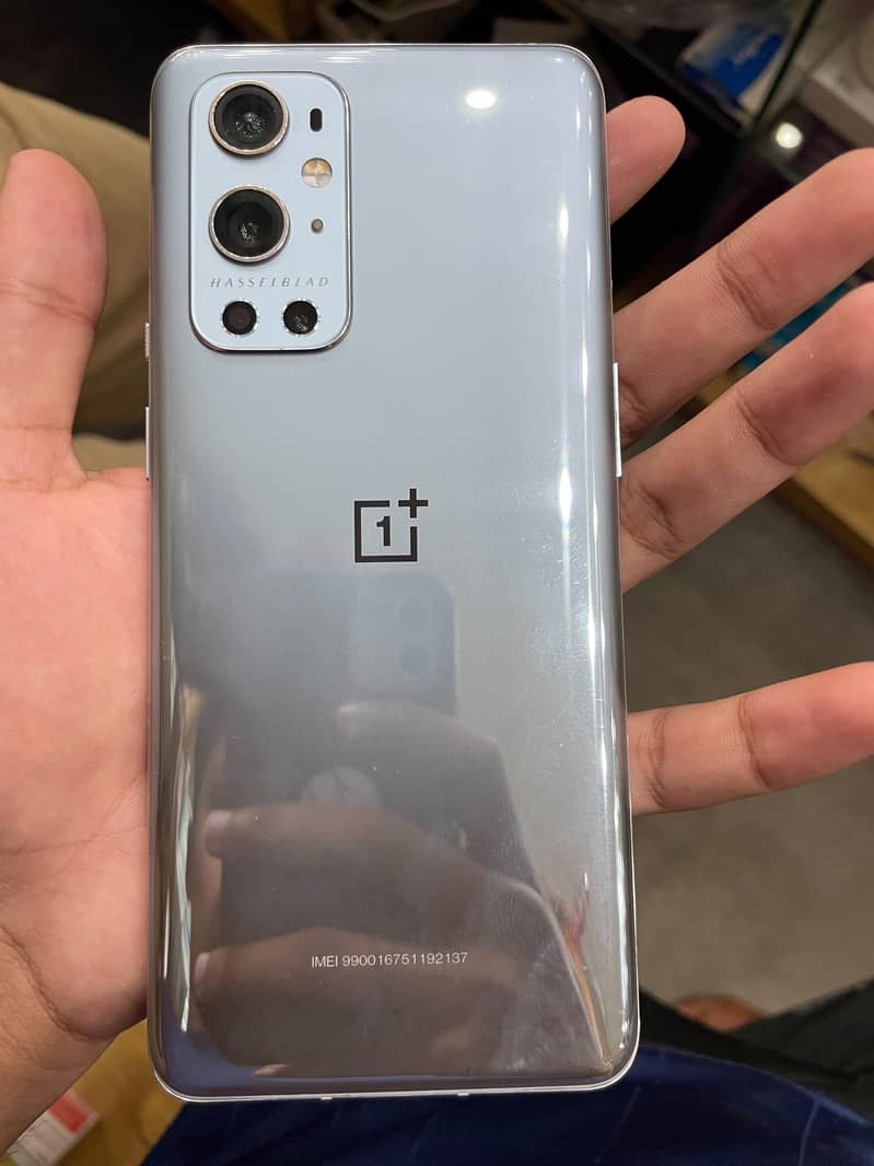 One Plus 9 Pro 0