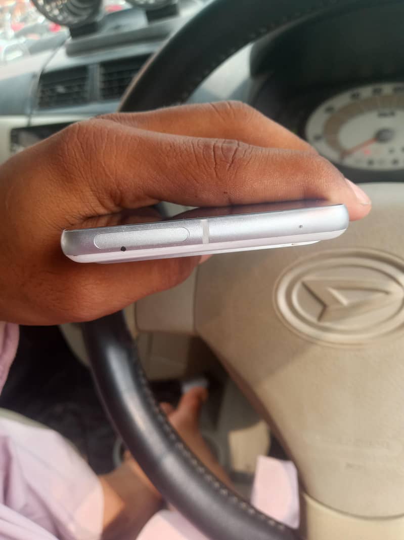Google Pixel 7 3