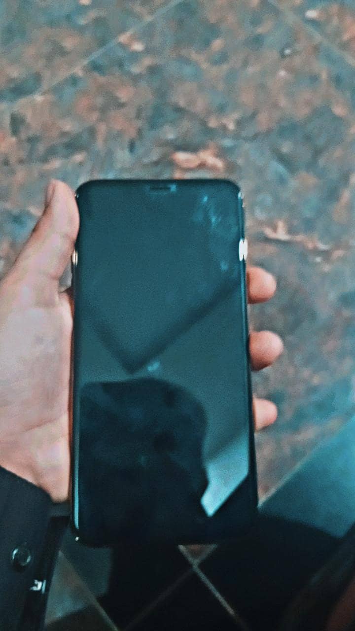Apple iPhone 11 Pro Max 0