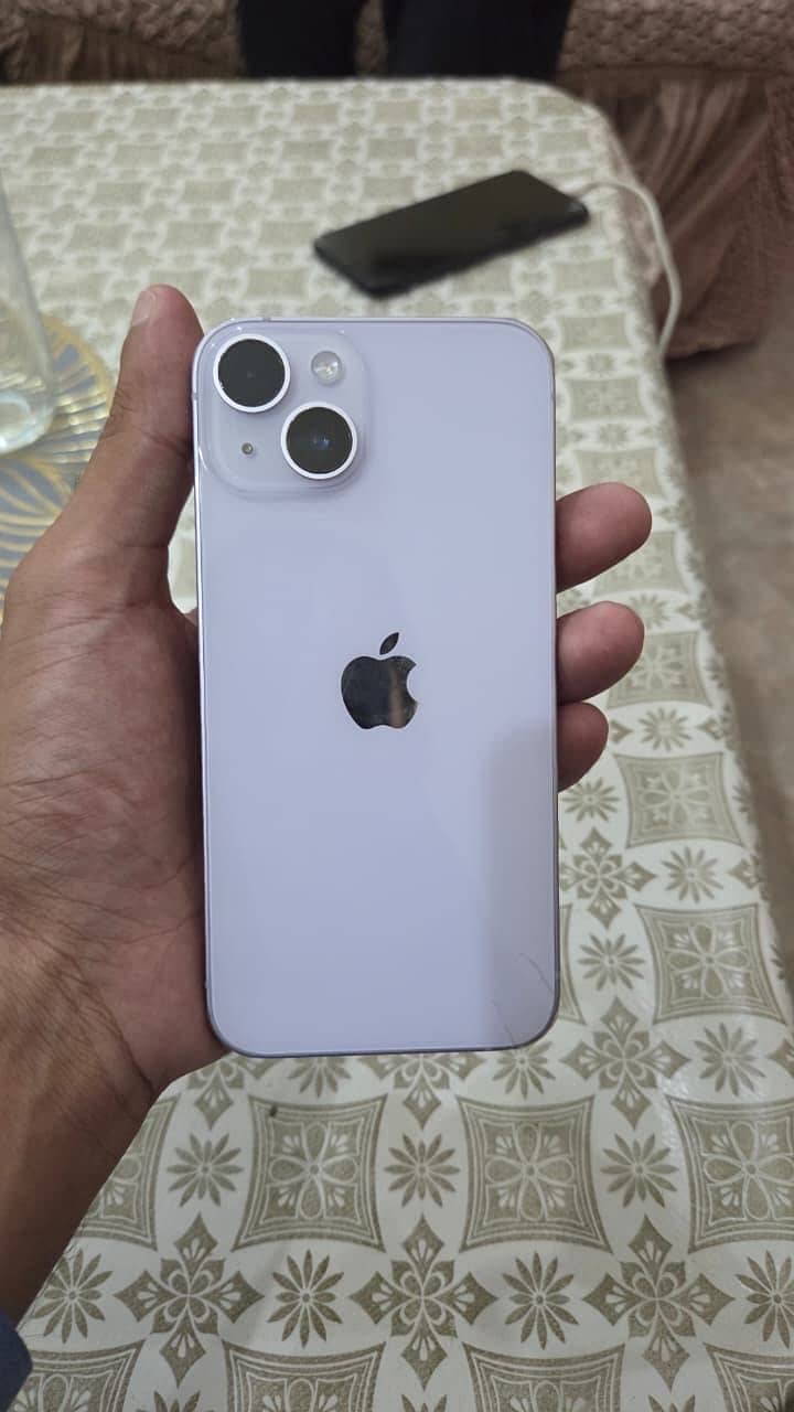 Apple iPhone 14 0